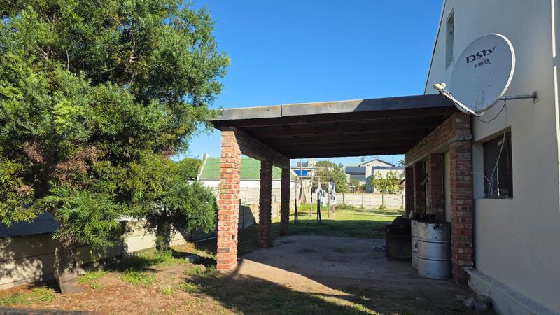 2 Bedroom Property for Sale in Albertinia Western Cape